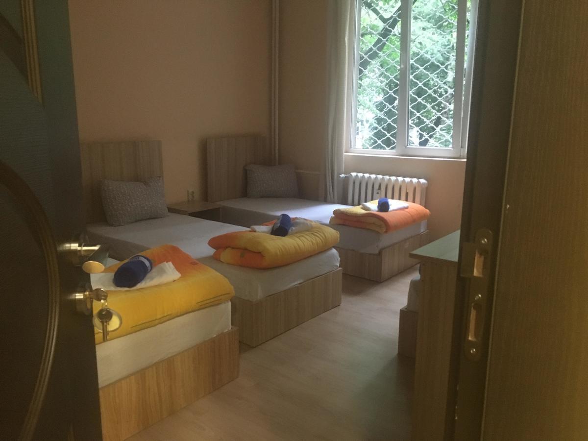 Hostel 123 София Экстерьер фото